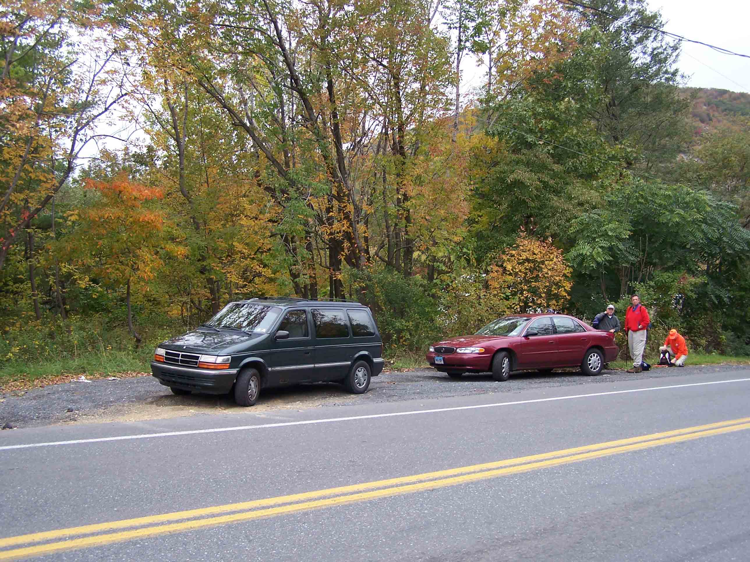 mm 20.4: Alternate parking at Lehigh Gap. This is on PA 145, just south of junction with PA 248.
